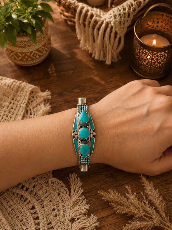Jewelry - Turquoise Stone Beaded Silver Bracelet - Women Jewelry